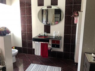 De inchiriat jumatate de casa Sagului