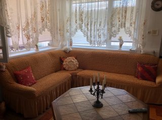 De inchiriat jumatate de casa Sagului