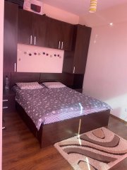 Inchiriez apartament 2 camere in Chiajna