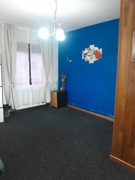 casa de inchiriat in zona centrala Mosilor/Eminesc