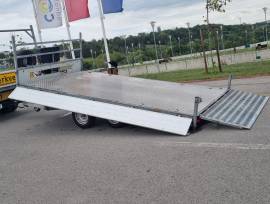 Remorca auto cu troliu si prelata