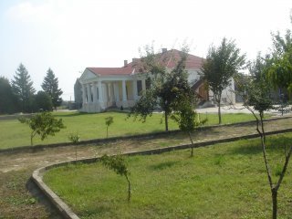 Conac renovat,, evaluat in primele 10 