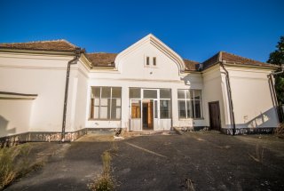 Conac renovat,, evaluat in primele 10 
