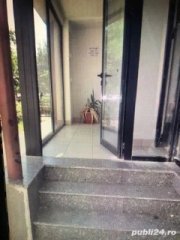 Inchiriez spatiu comercial
