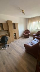 Particular inchiriez apartament cu 3 camere in zon