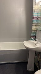 Particular inchiriez apartament cu 3 camere in zon