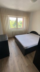 Particular inchiriez apartament cu 3 camere in zon