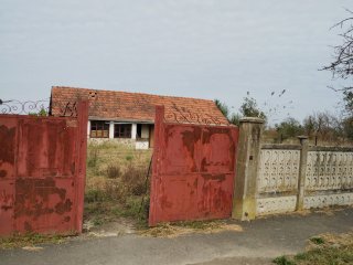 Casa veche din 1955 si teren intravilan 6153 mp