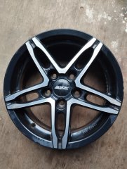 Jante aliaj 15 zoll marca Alutec, gama Vw, Seat, S, Bacu
