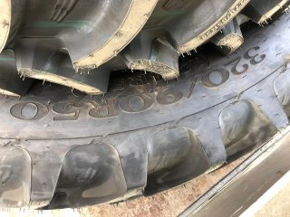 Vand un set de roti complete pt tractor 270/95 R38, Timișoara