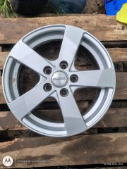 Jante aliaj 16 zoll marca Dezent, gama Dacia Duste, Bacu