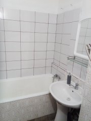 propietar vand garsoniera