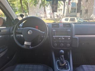 Vând golf 5 
