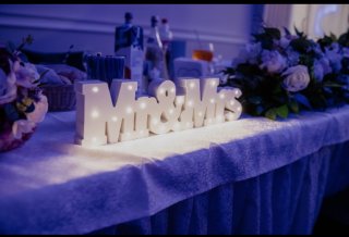 Inchiriere decor floral pentru evenimente