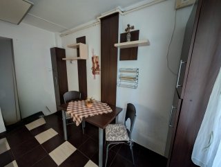 Bucătărie complet utilată, stare excelentă 