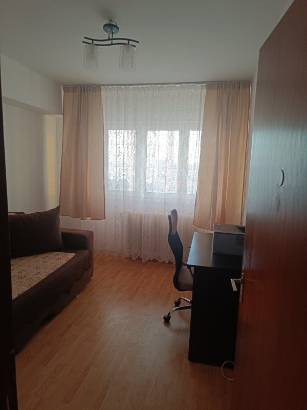 Vând apartament 2 camere