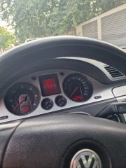 Vand VOLSKWAGEN PASSAT B6