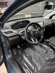 Vand auto Peugeot 2008