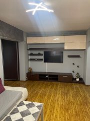 Inchiriez 3 camere ghencea 