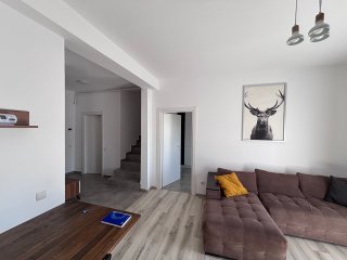 INCHIRIEZ PENTHOUSE NORDLIGHT COSMOPOLIS