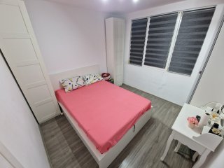 Vand apartament 3 camere