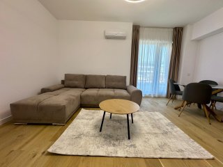 Inchiriez apartament 3 camere First Estates Pipera