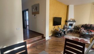 Casa P+M, Dumbravita