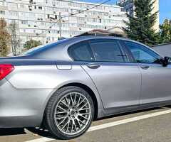 BMW Seria 7 - 10